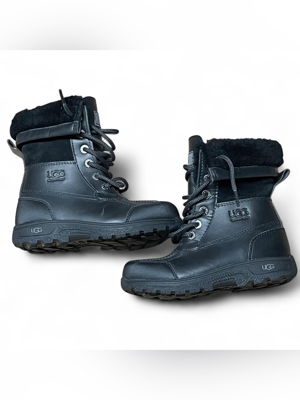 UGG Kids 12 Snow Boots Butte II CWR Waterproof Cold Weather Winter Outdoor Cozy